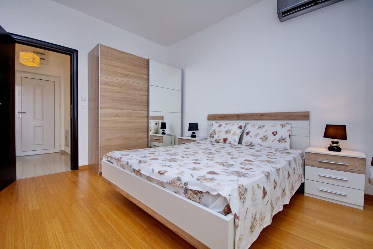 Apartment Dobrota كوتور المظهر الخارجي الصورة