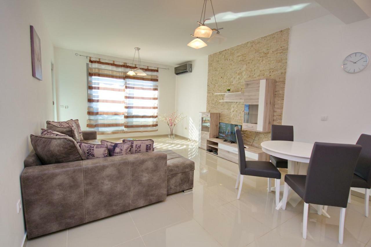 Apartment Dobrota كوتور المظهر الخارجي الصورة